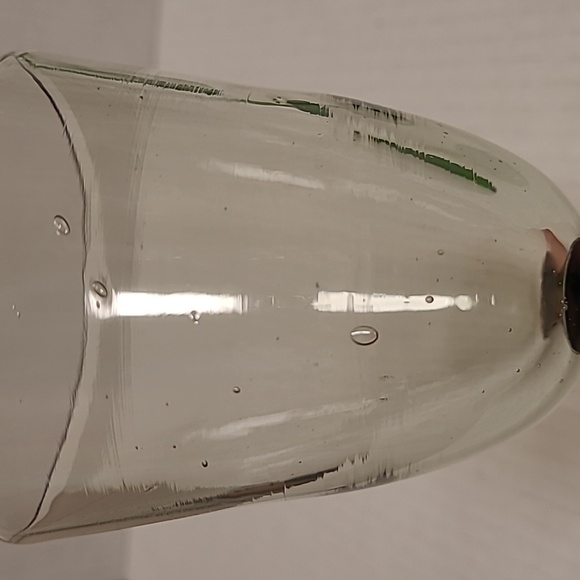 Set of 4 Handblown Green Stemmed Wine Glasses - Picture 16 of 16